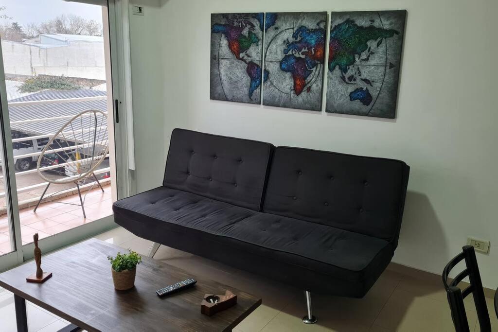 Traveleros Dpto Centrico A Minutos Del Aeropuerto Apartment *